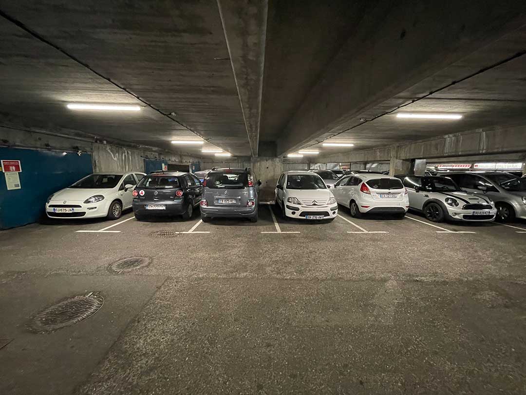 parking, CHU Grenoble, hôpital, LED